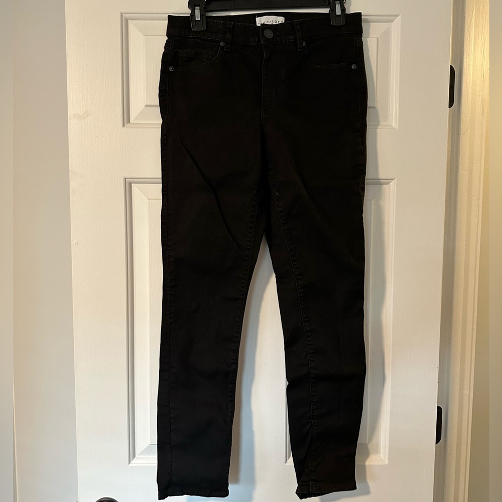 LOFT modern skinny in black stretch - size 29